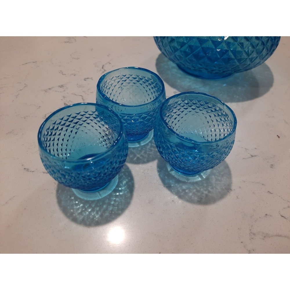Vintage Empoli Blue Diamond Point Genie Bottle With Stopper And 3 Shot Glasses - Picture 9 of 9
